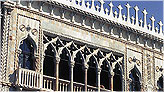 Элемент фасада Собора Святого Марка (Basilica di San Marco — «базилика Сан-Марко»). Располагается на площади Святого Марка, рядом с Дворцом дожей.